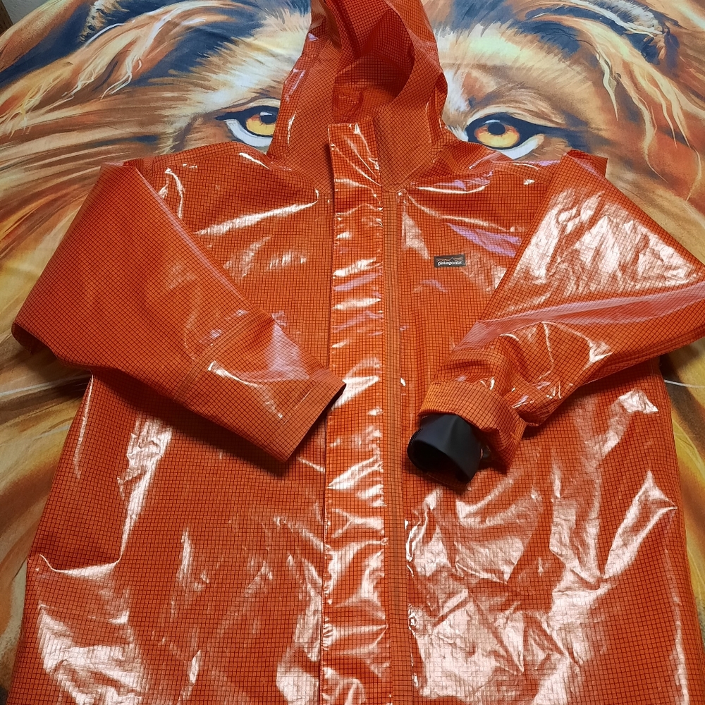 Patagonia rain slicker